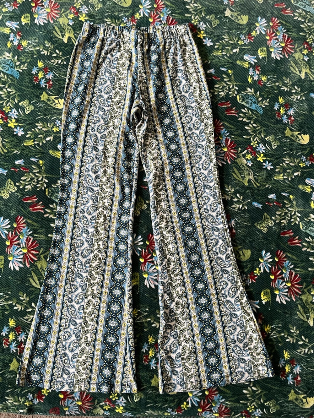 White fawn Boho Stripe Paisley Wide-Leg Leggings - Green/White Size L